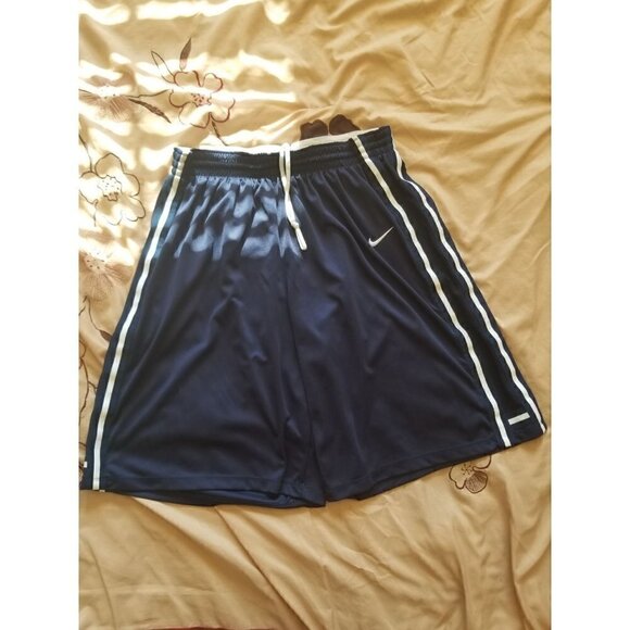 Nike dri fit basketball shorts - Picture 1 of 10
